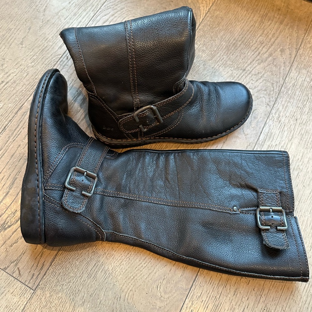 b.o.c. Born Concept Women’s Boots. Size 8.5. Gently worn - Super comfy & cute!